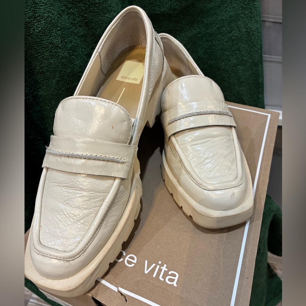 Dolce Vita Off-White Women’s Loafers - Picture 2 of 8